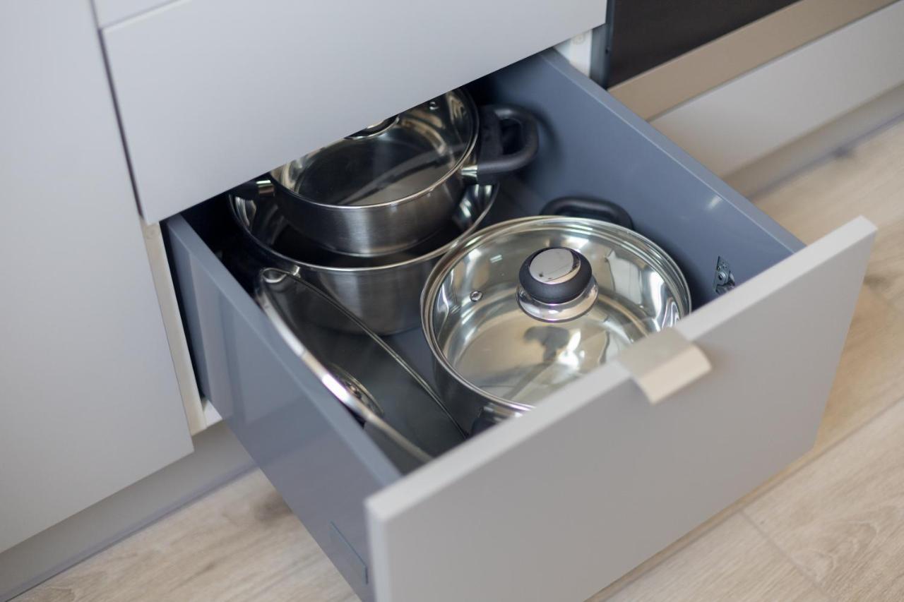 Metro Targowek Homely Apartamento