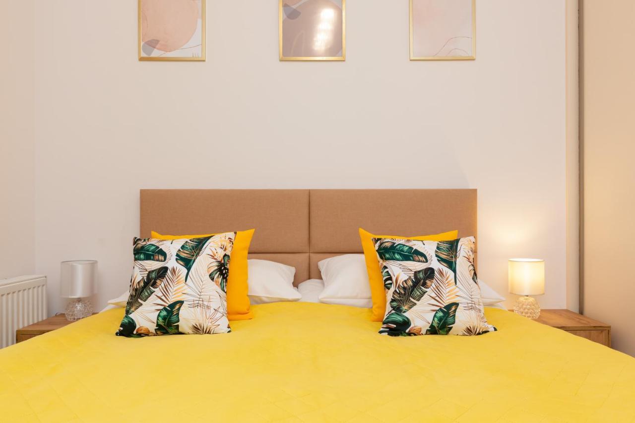 Sunny Grochowska Praga By Renters Apartamento *