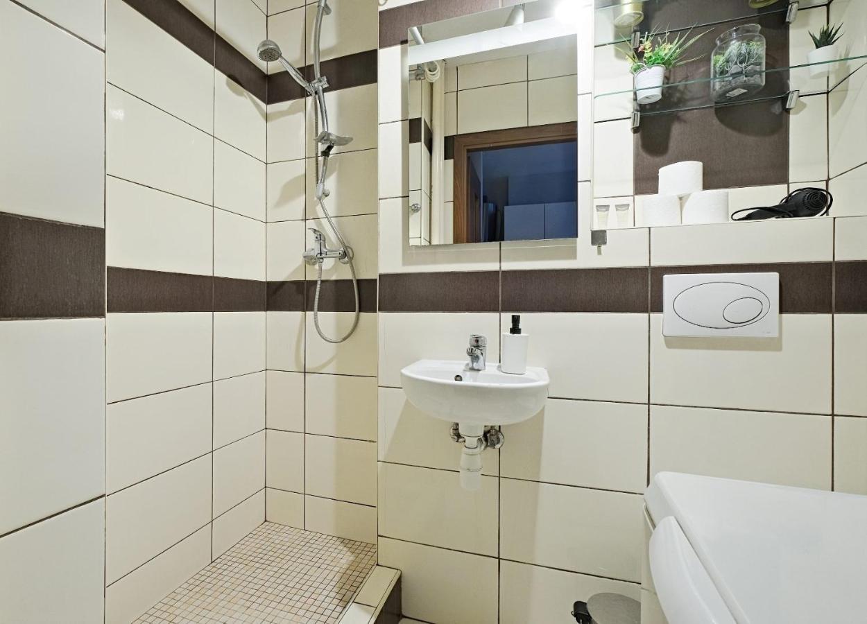 Studio In Amazing Location Apartment