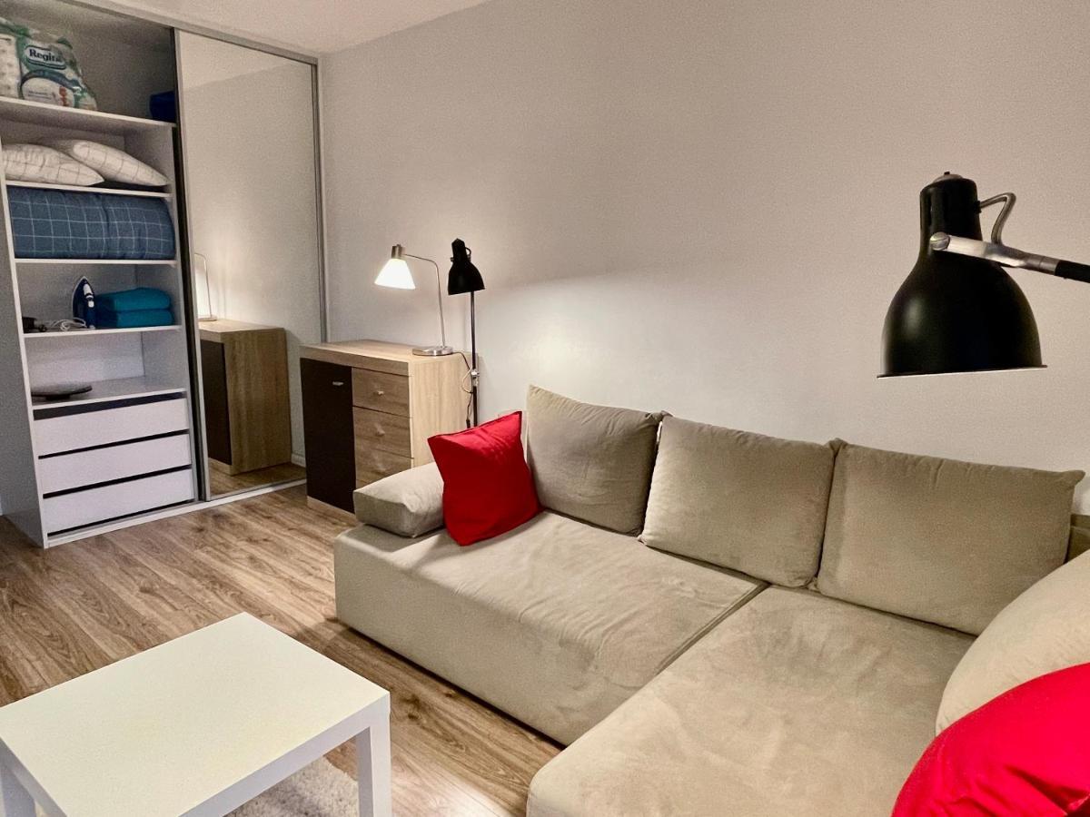 Metro Fast Wifi Tv'70 Netflix Hbo Appletv Apartment Warsaw