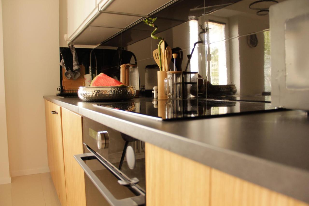 Apartment Luxurious, Spacious, Modern Gem. Great Location ! Warsaw