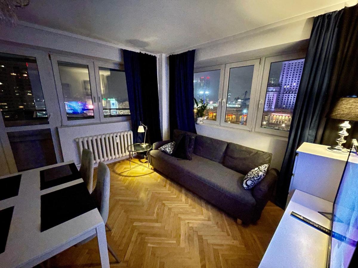 Apartment Platinum Metro X2 Wifi 350 Mbs Netflix Hbo Appletv Warsaw