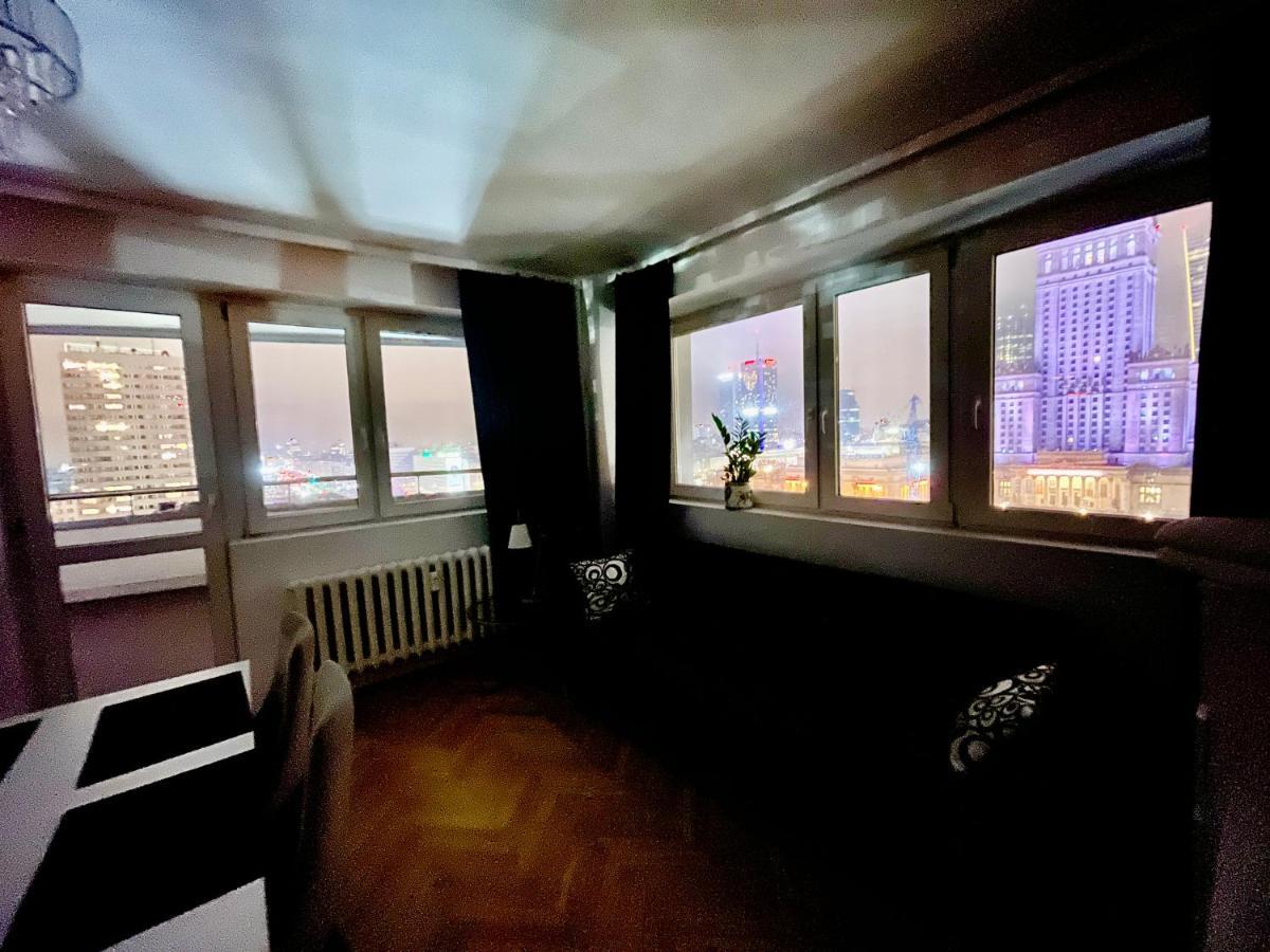 Apartment Platinum Metro X2 Wifi 350 Mbs Netflix Hbo Appletv Warsaw