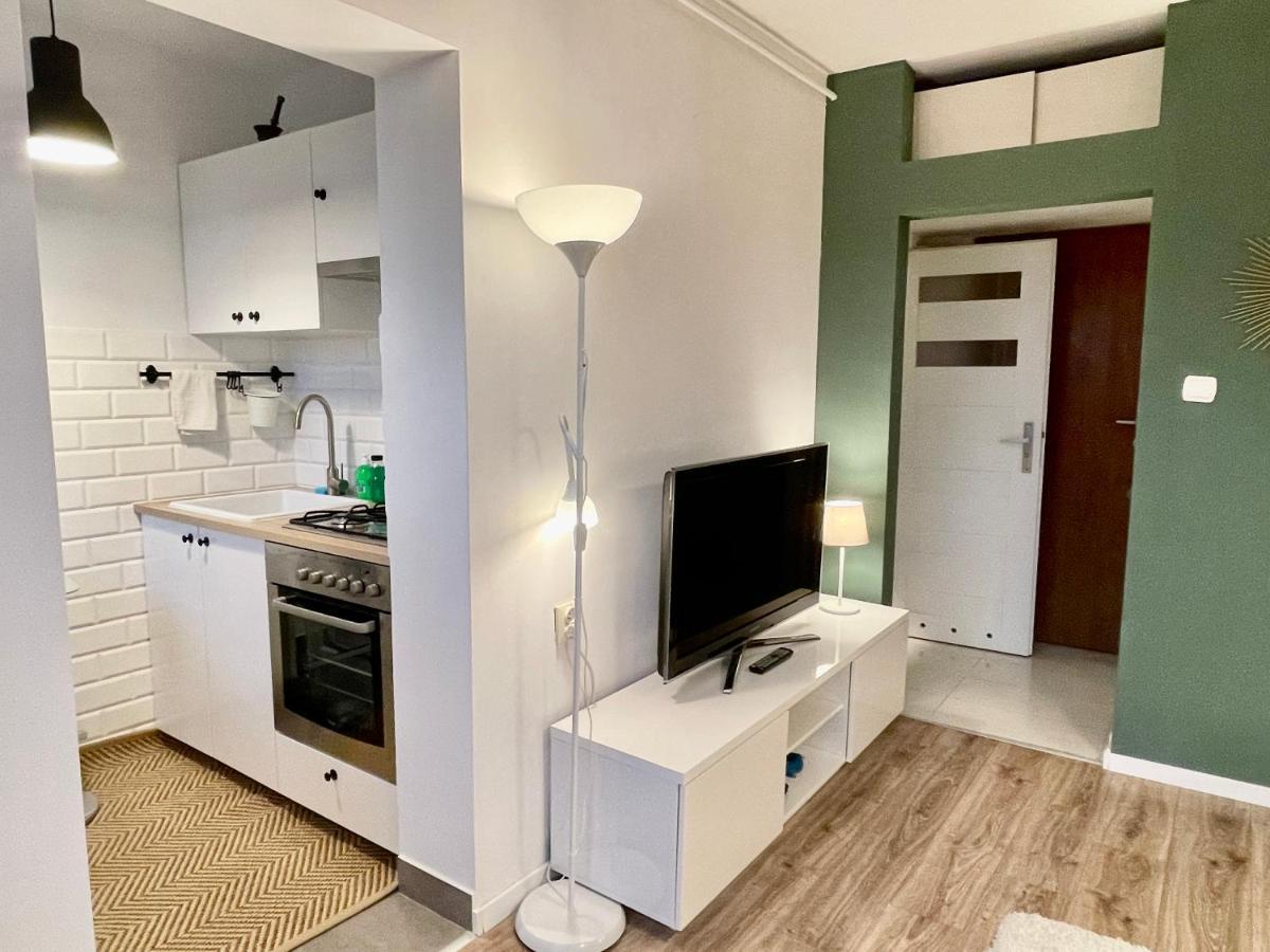 Metro Fast Wifi Tv'70 Netflix Hbo Appletv Apartment Warsaw