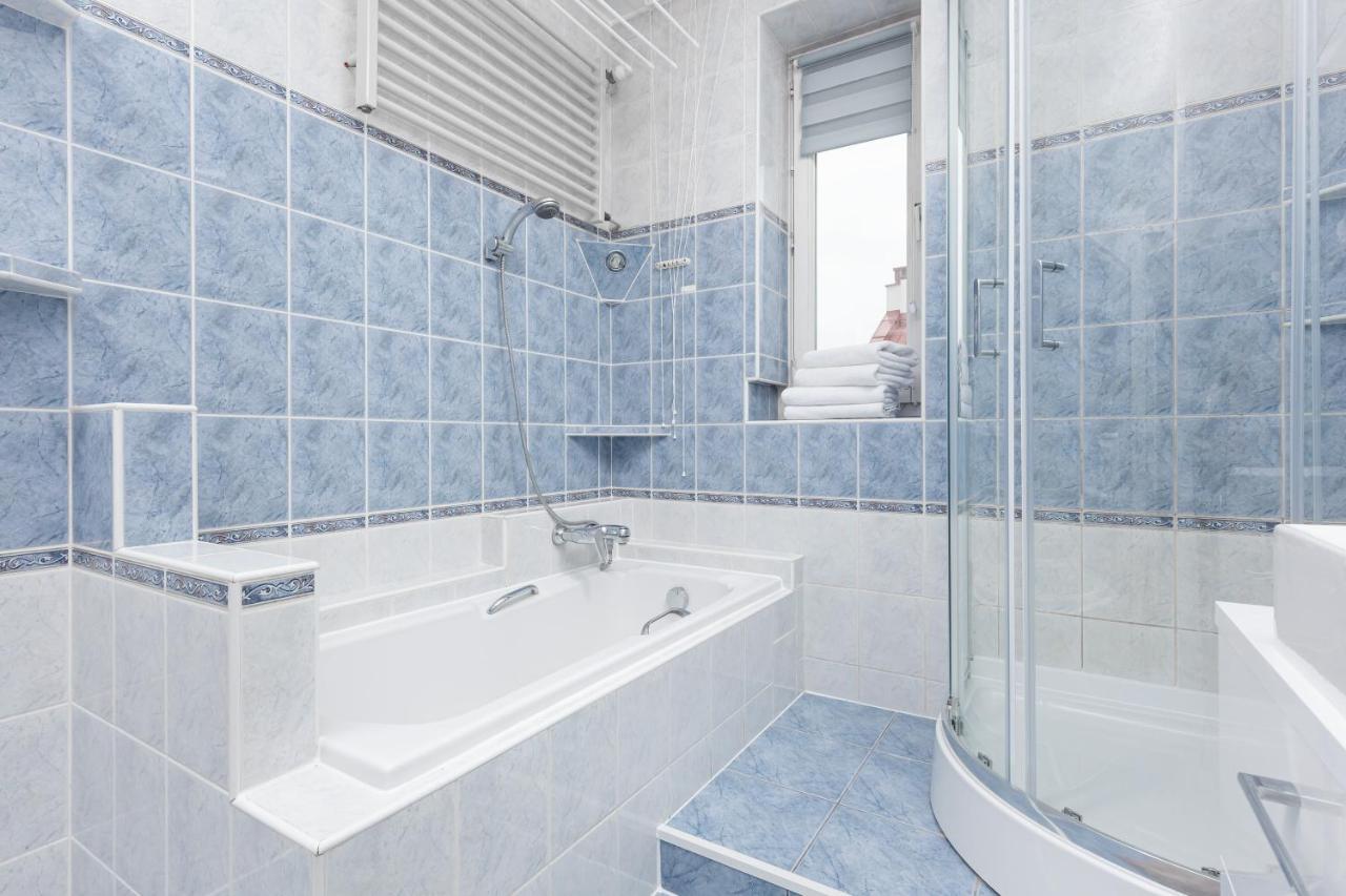 Apartment Duplex Near The Airport By Renters