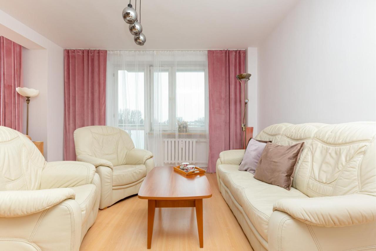 Apartment Duplex Near The Airport By Renters *