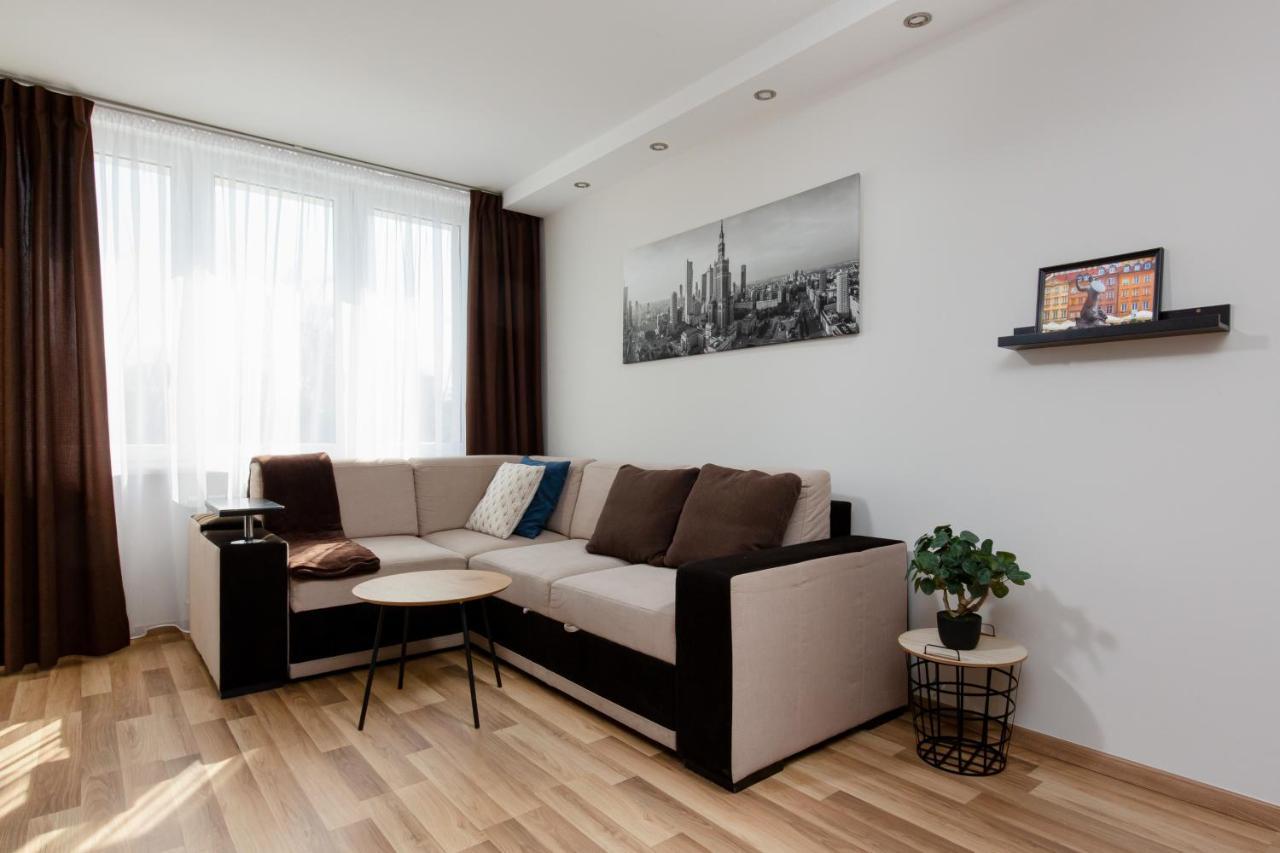 Family Saska Kepa By Renters Apartment