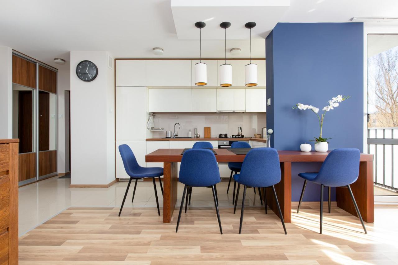 Family Saska Kepa By Renters Warsaw