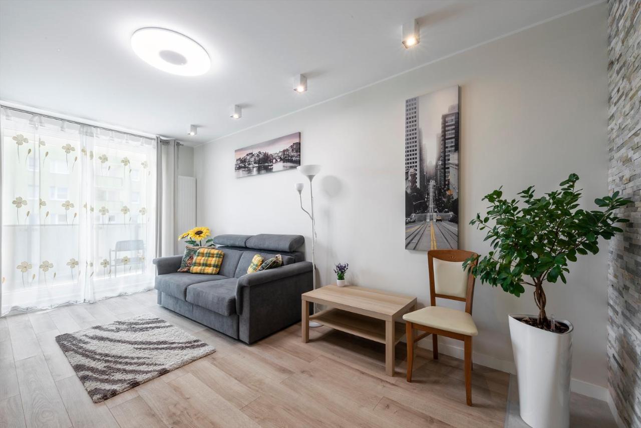 Metro Wilanowska Aparts Apartment Warschau