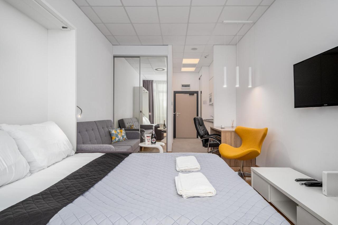 Apartment Aleje Jerozolimskie Street