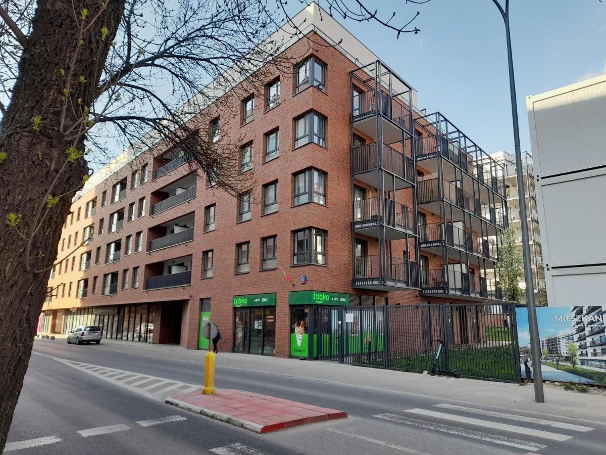Bohema Praga Apartments, Metro Szwedzka, Near Old Town * Warsaw