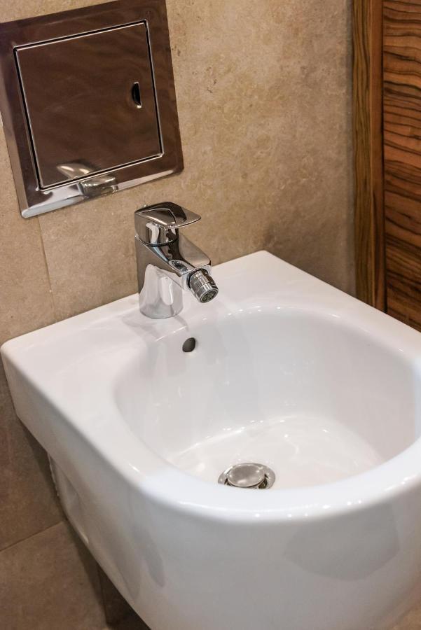 Centre Luxury Apartment