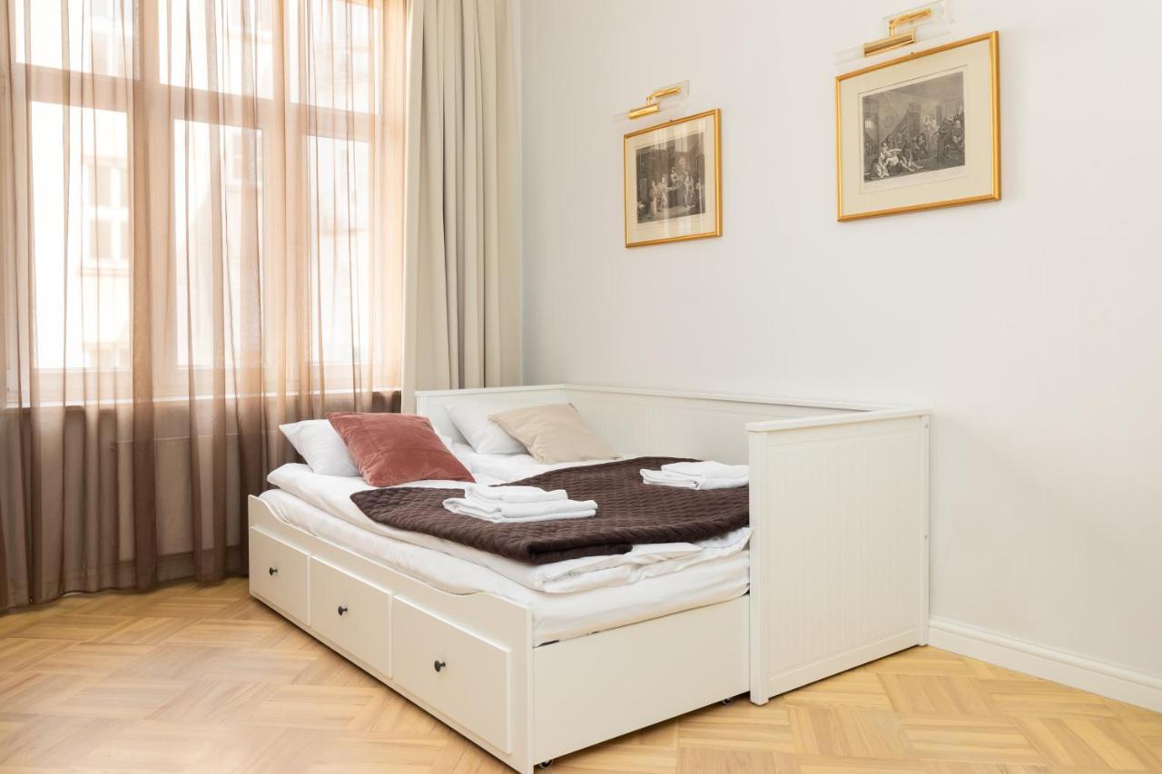 Marszalkowska 58 - Classy Two Bedroom With Balcony By Renters * Warsaw