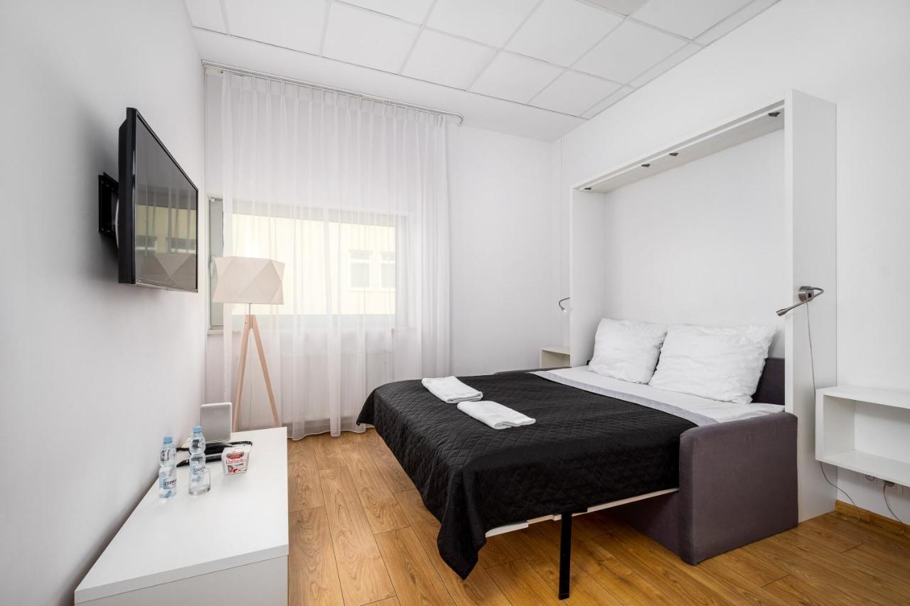 Aleje Jerozolimskie Street Apartment *