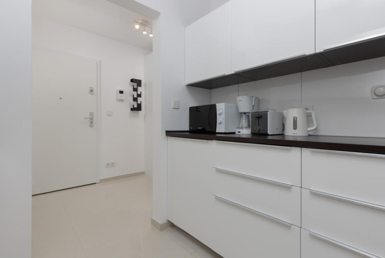 Kolejowa By Renters *
