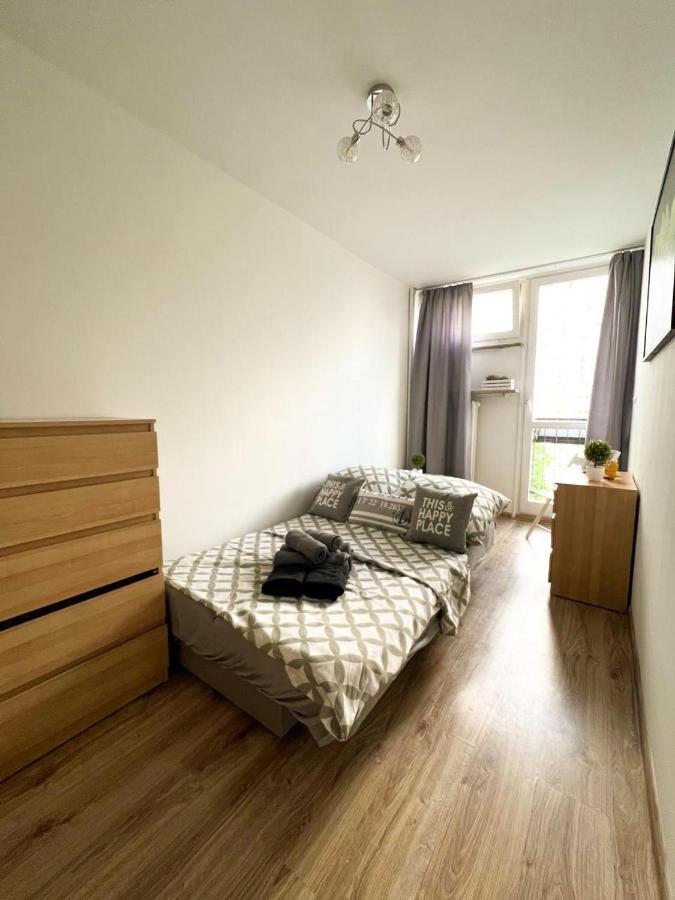 Guest house Lovely Double Bedroom In A Three-room In The Center Of