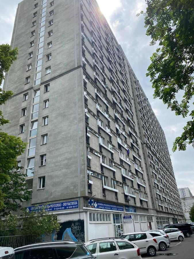 Lovely Double Bedroom In A Three-room In The Center Of Warsaw