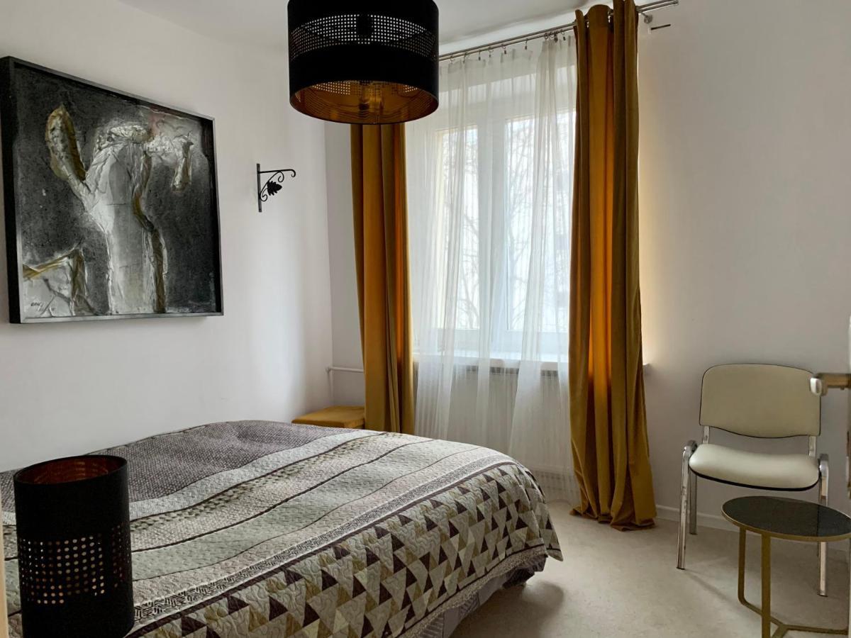 Apartment Perfect Location Two Bedrooms With Balkony *