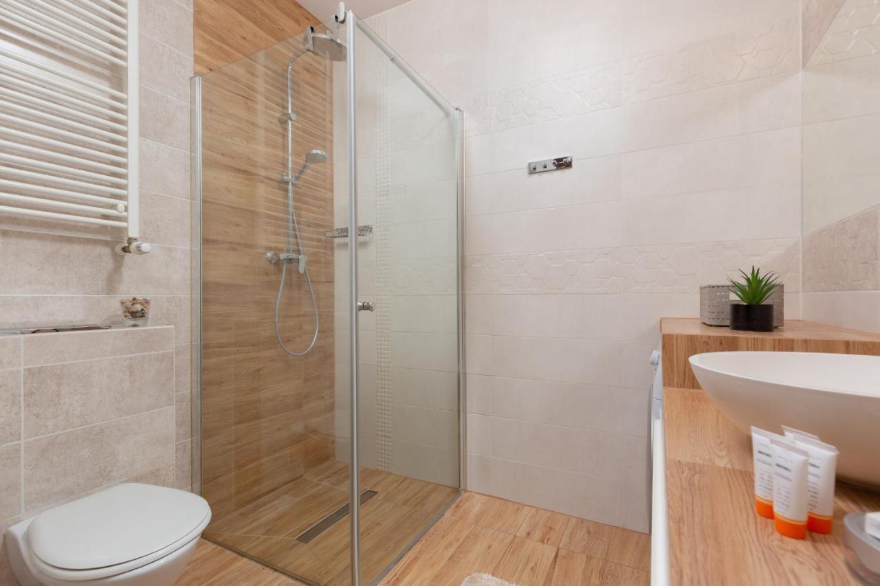 Business Wola Kasprzaka By Renters Apartment