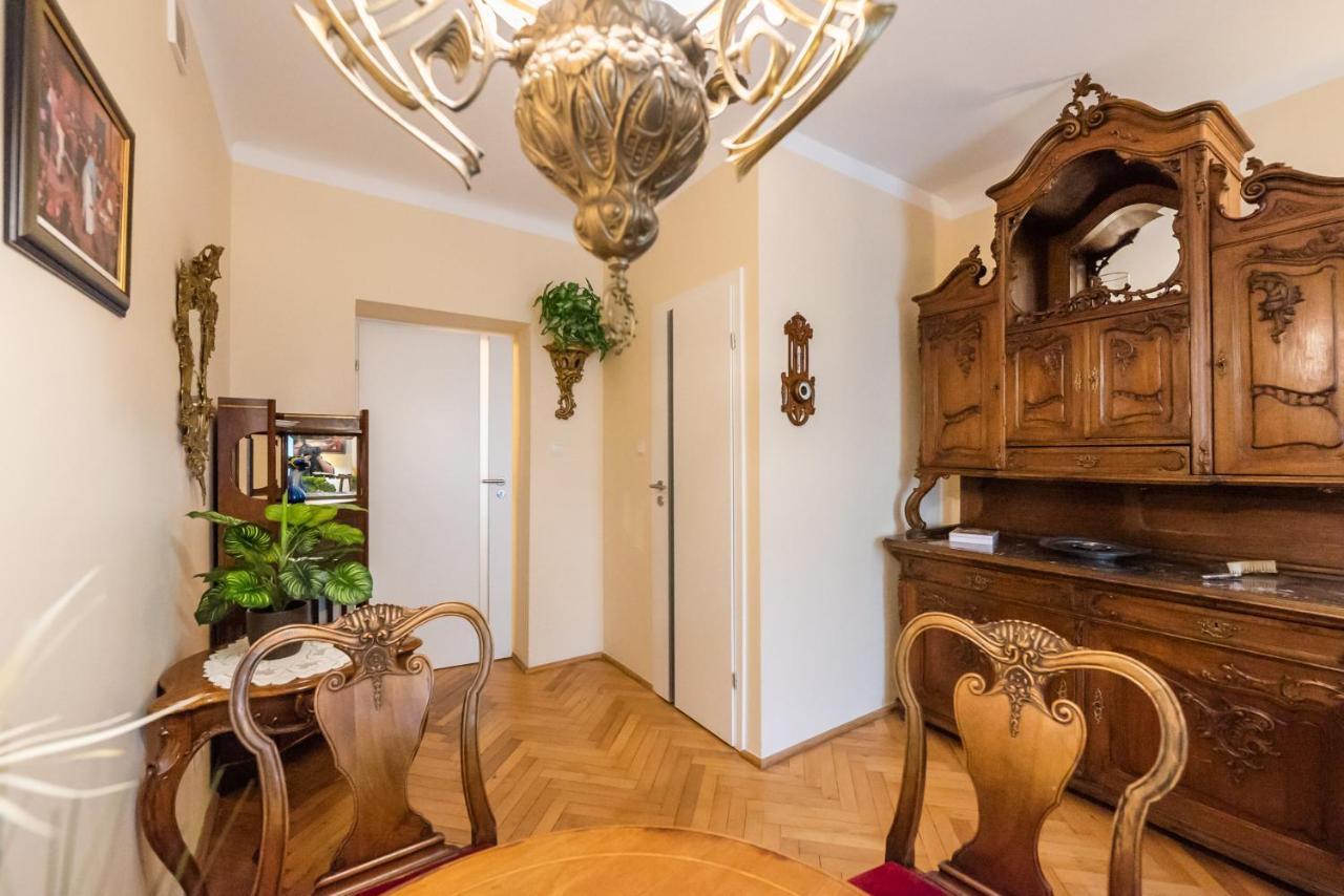 Downtown Antique Apartament Warszawa