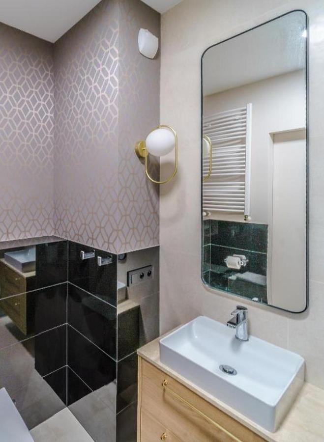Bright And Cozy-golden Apartments-city Center&s37