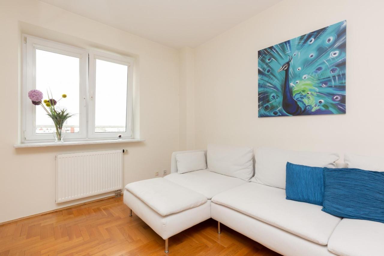Aleja Jana Pawła Ii By Renters *