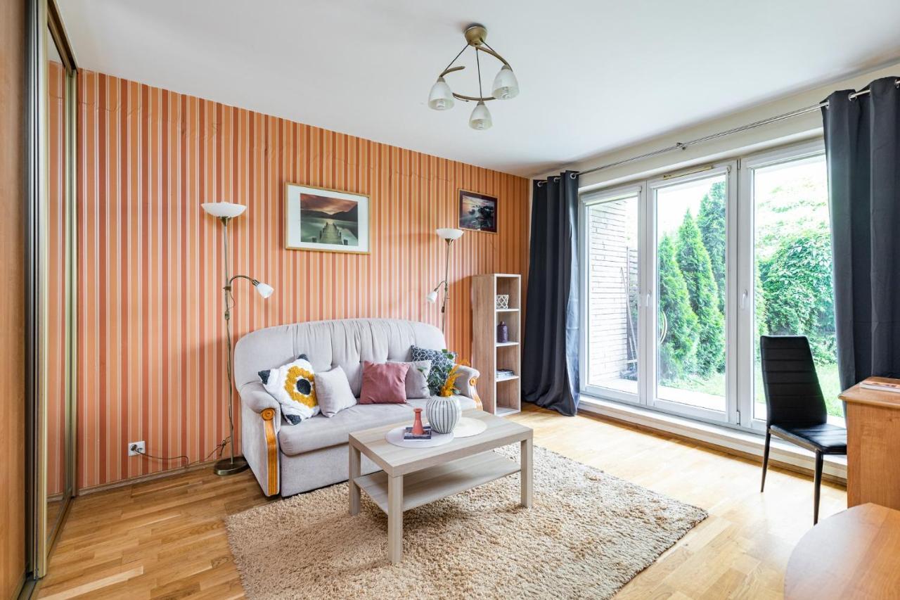 Super Apart Zawiszy 16b