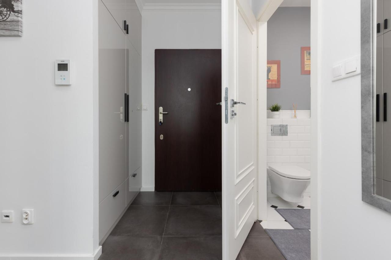 Ursynow With Balcony By Renters * Warsaw