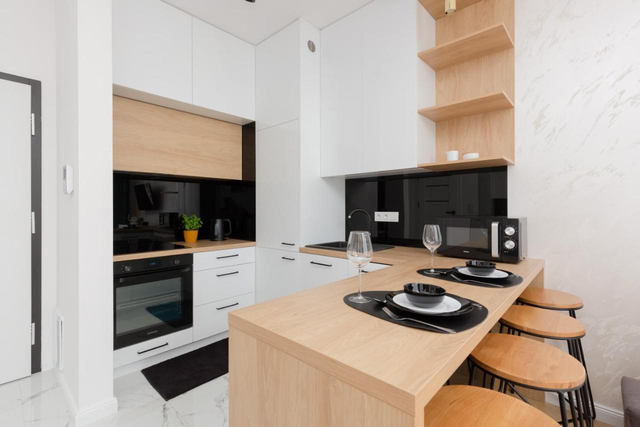 Apartamento Kotsisa With Parking By Renters Varsóvia