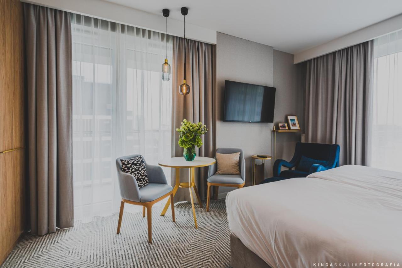 Royal Tulip Centre Aparthotel 5*