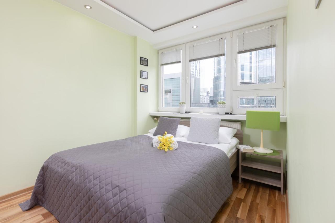 Apartment Jana Pawla Ii Next To The Metro By Renters