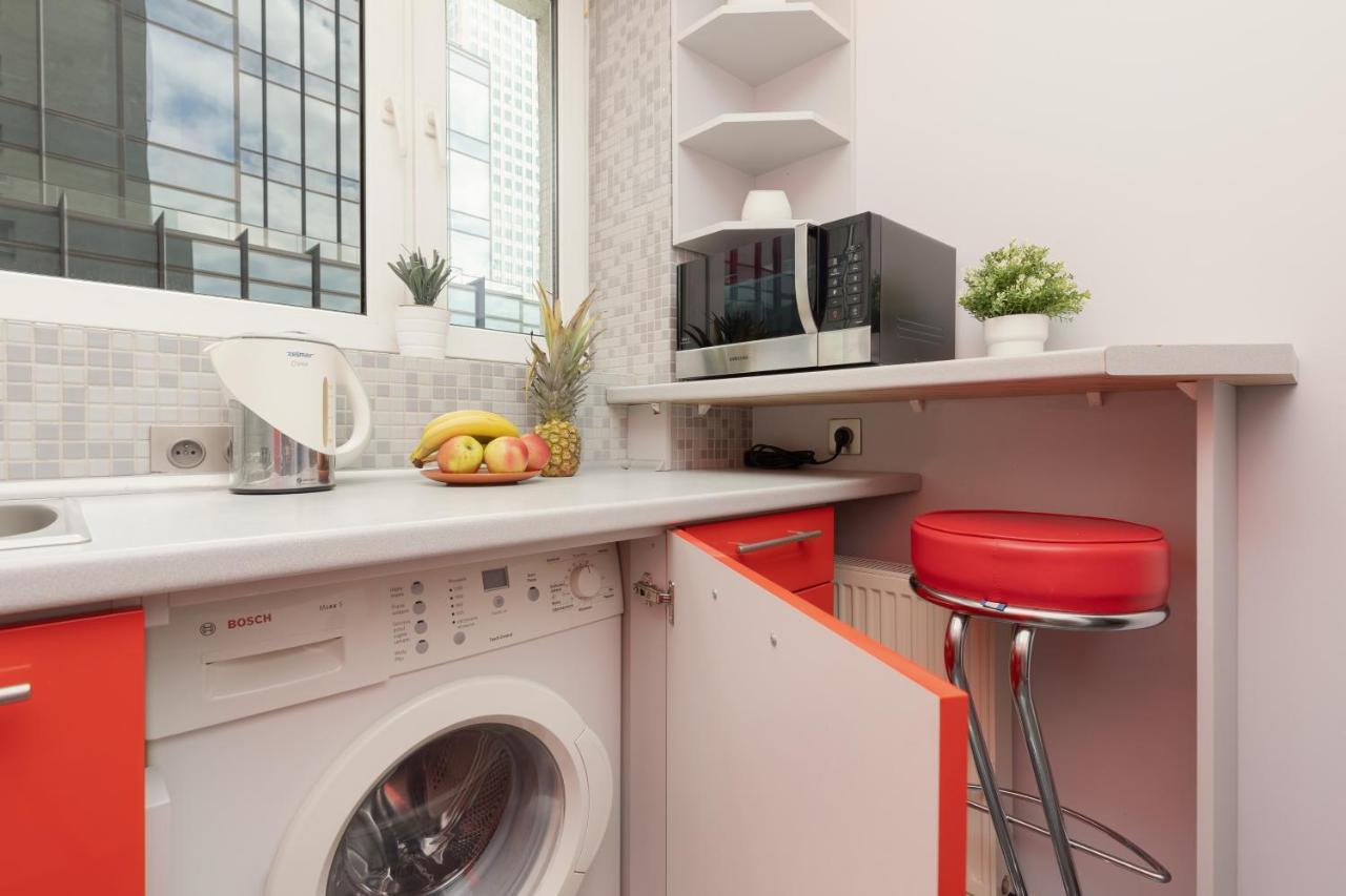Apartment Jana Pawla Ii Next To The Metro By Renters