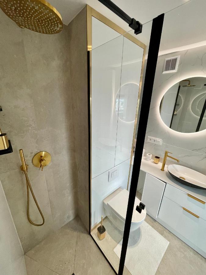 Apartment Super 2 Wifi 65'tv Netflix Hbo Metro
