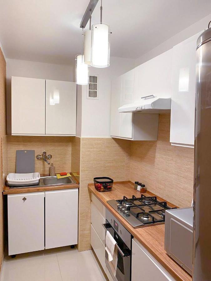 Guest house Bright №1 Grzybowska 9