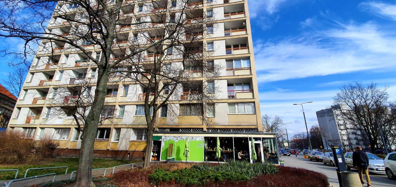 Apartment Fast Internet, 40m2studio, Balcony, Alejas.60a M84 *