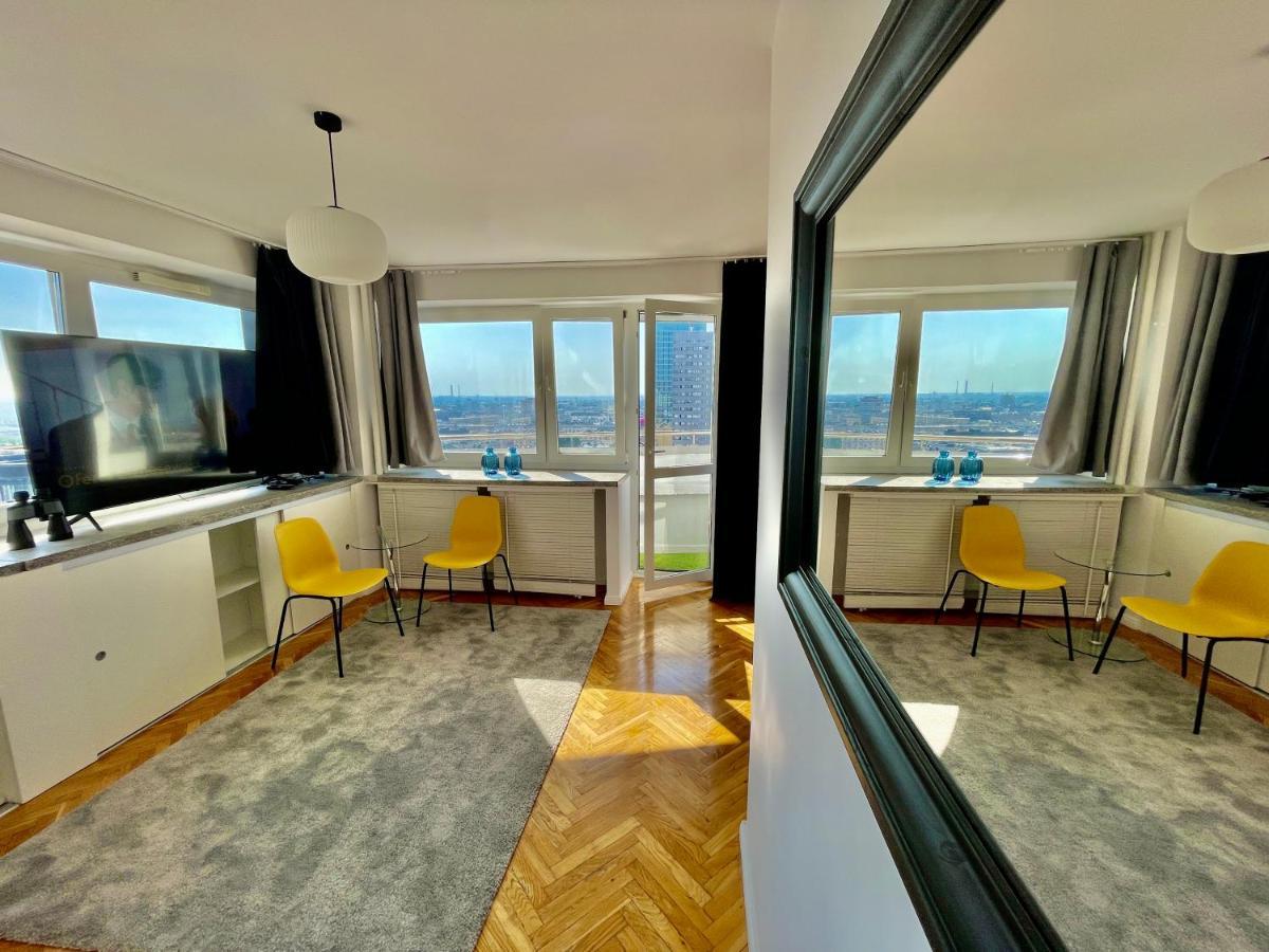 Apartament Super Grey 2 Metro Fast Wifi 65'tv Netflix Hbo Appletv+ Warszawa