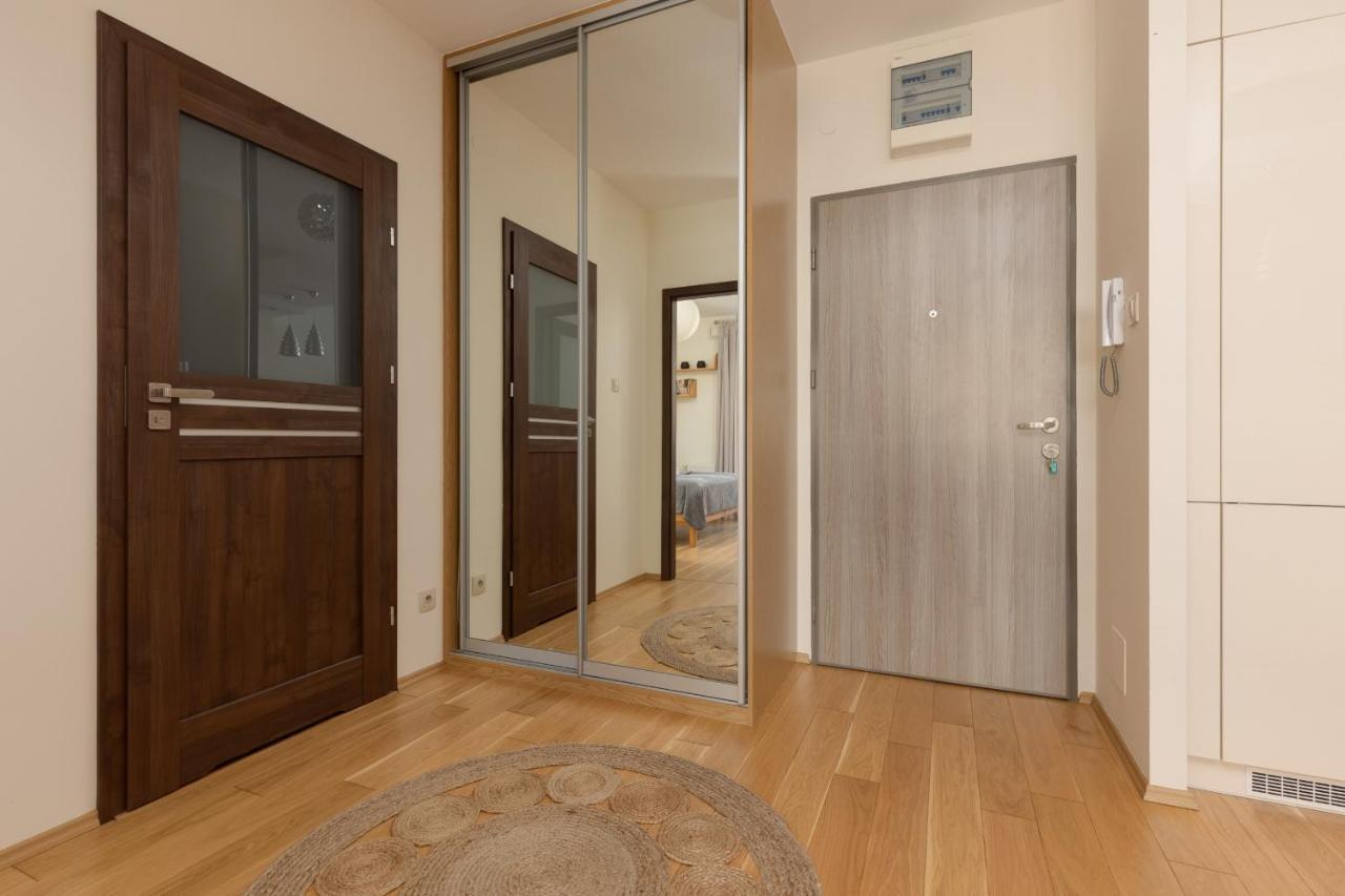 Apartment Osiedle Intenso Wola By Renters