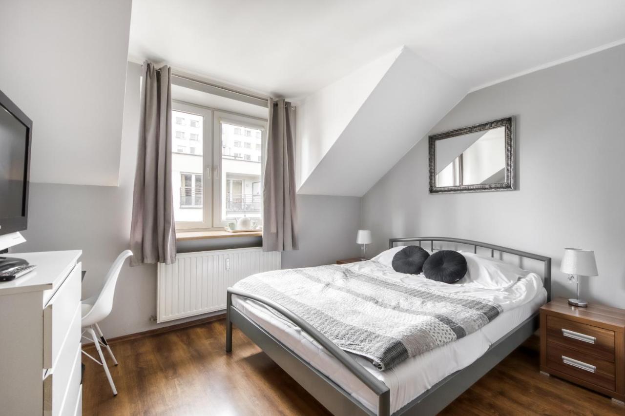 Hostel Stara Praga w Warszawie -Family&Cozy Atmosphere *