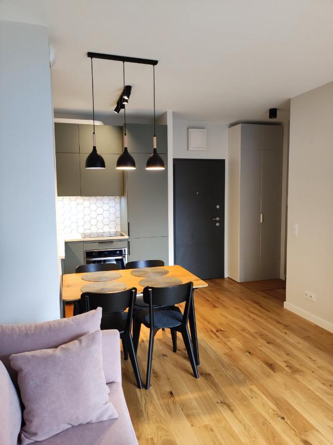 Bohema Praga Apartments, Metro Szwedzka, Near Old Town Apartment
