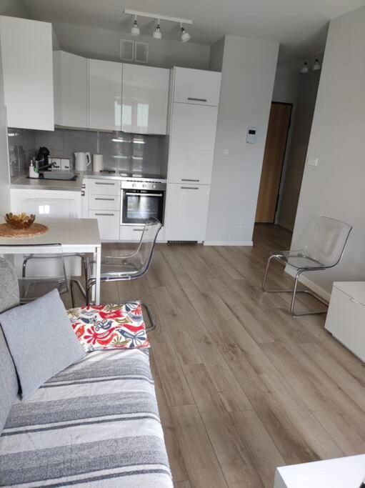 Branickiego 21 Close Medicover And Paley Apartment *