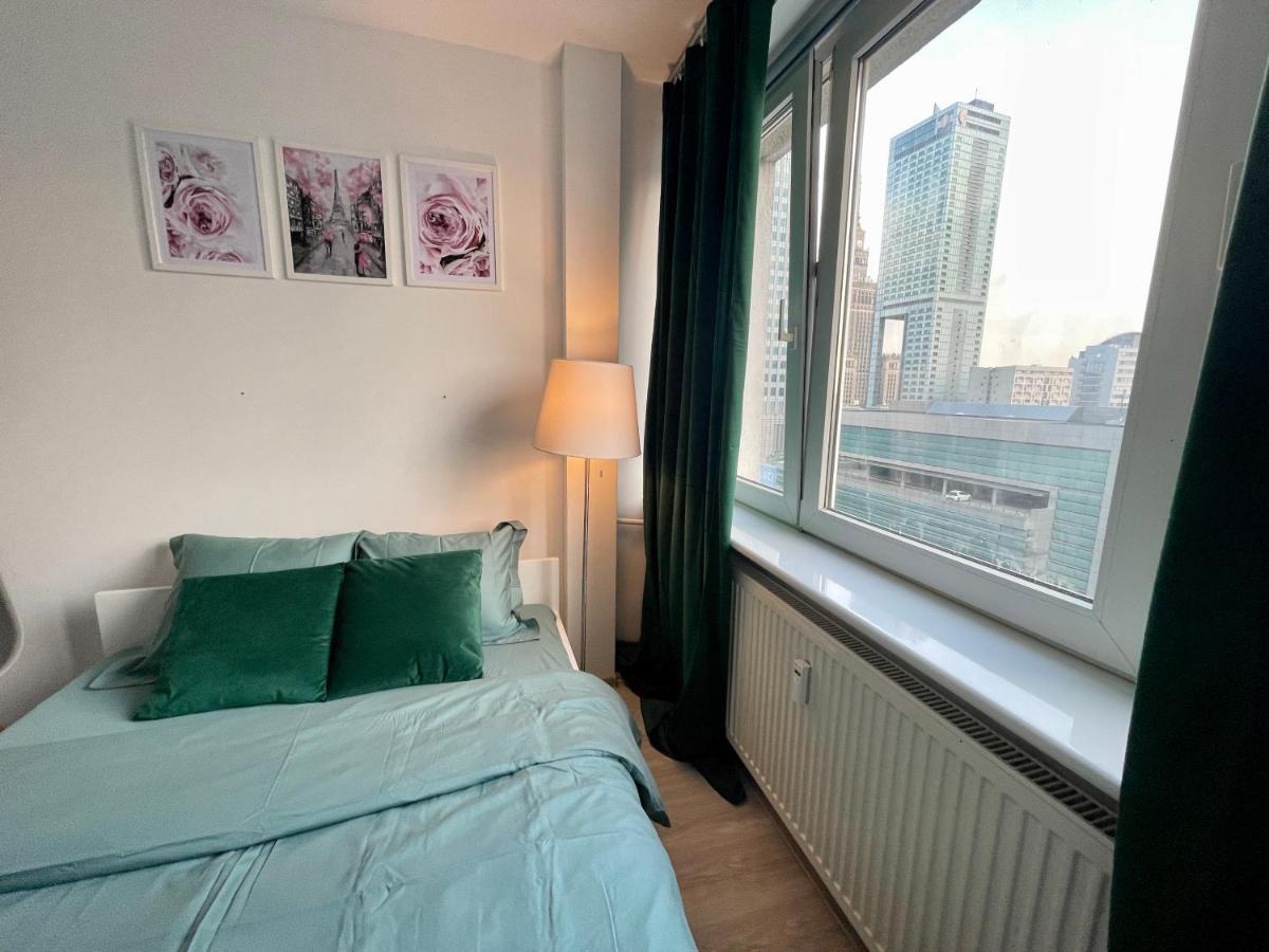 Apartment 4 Rondo 1 Metro Wifi 65'tv Netflix Hbo Appletv Disney+ Warsaw