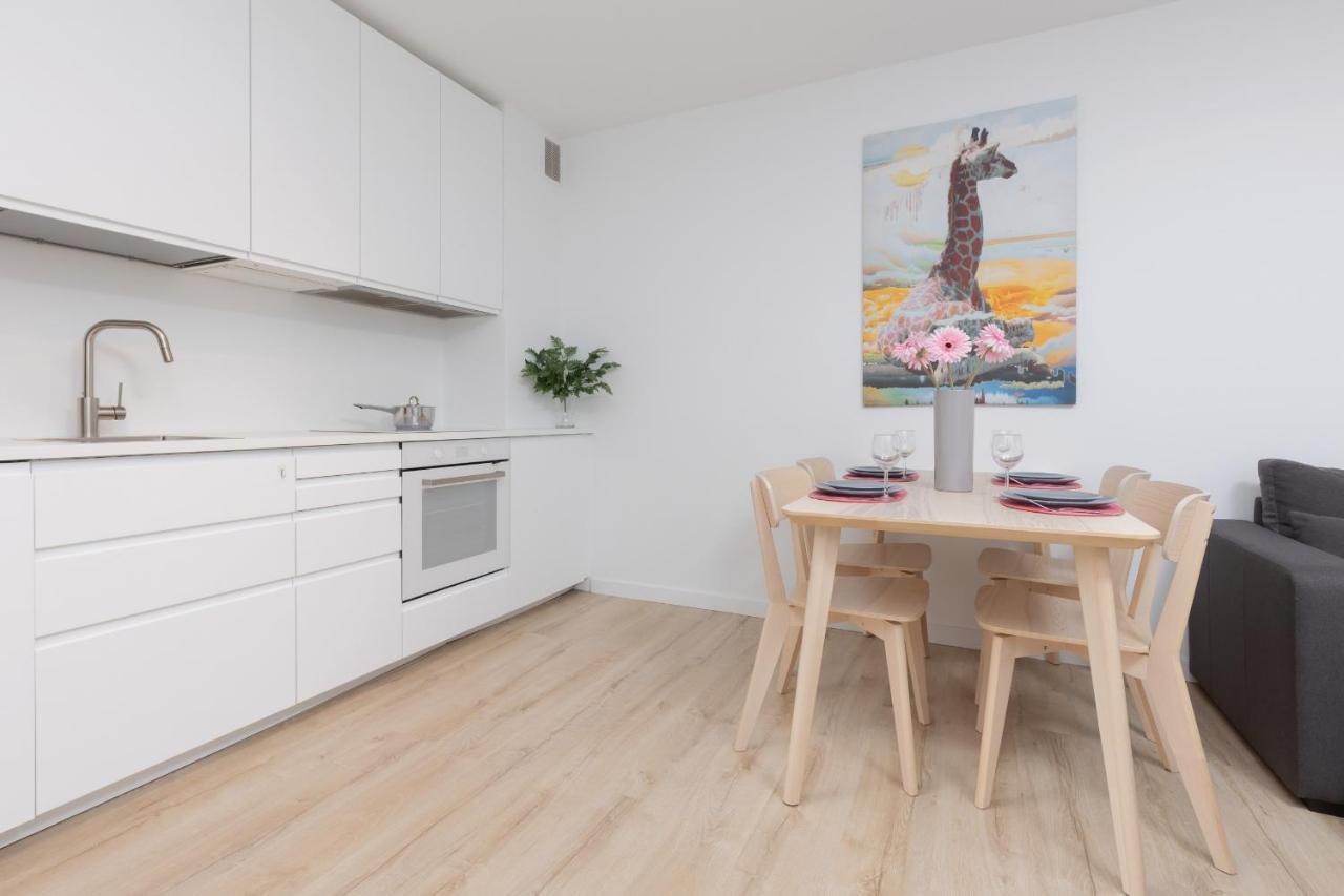 Katy Grodziskie With Terrace By Renters Apartment