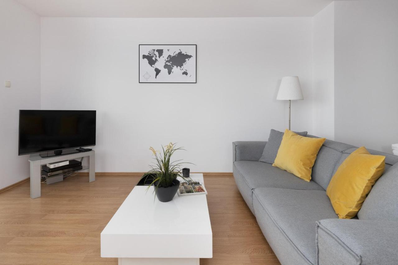 Ursynow Modern By Renters Apartment