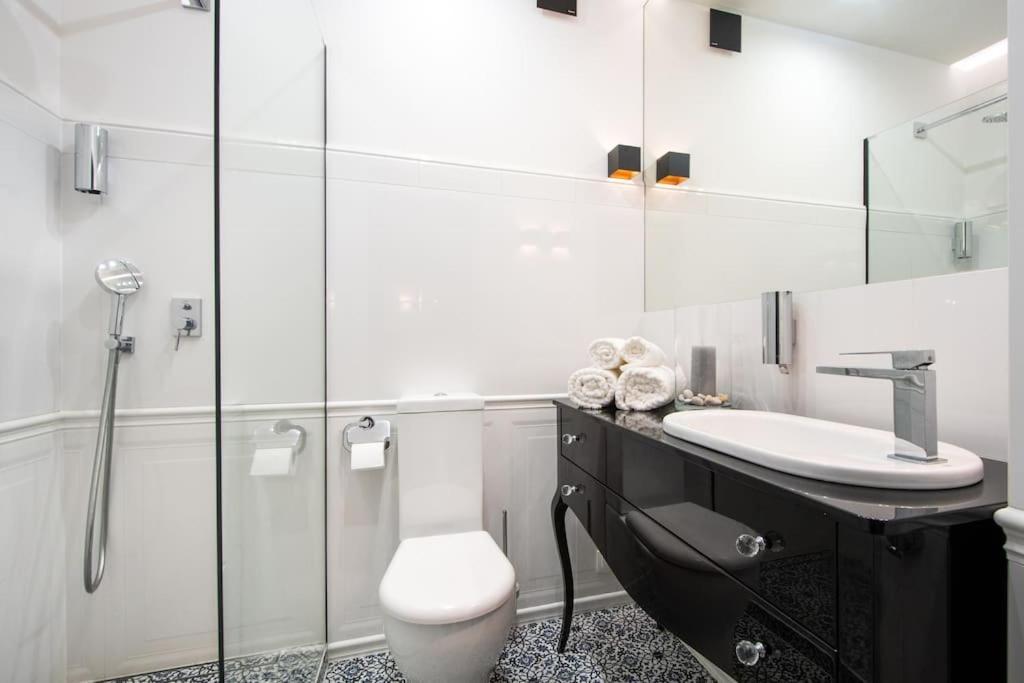 Piekny Fredola Apartament Warszawa