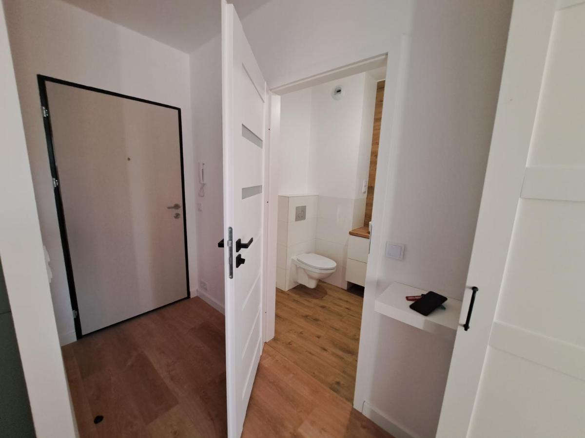 Chillout Airport Kl33 - Free Parking Apartment *