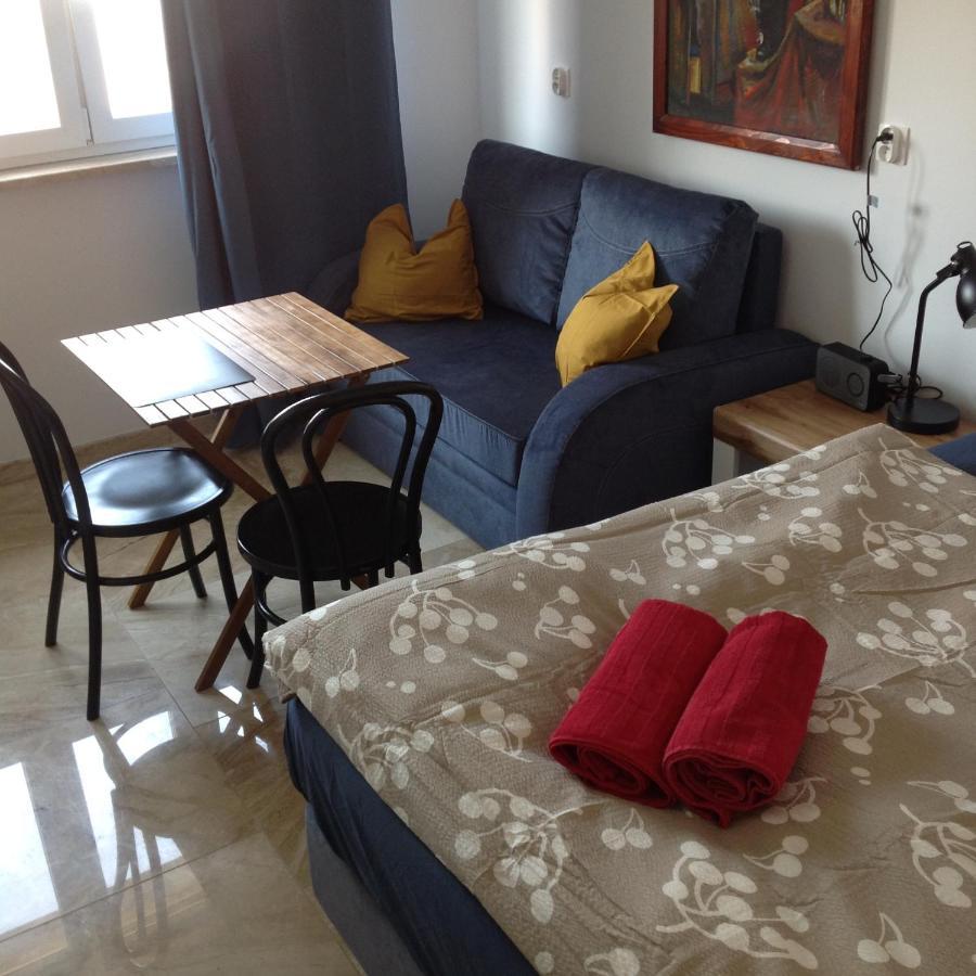 Wislicka & Raclawicka Studio - Adults Only Homestay