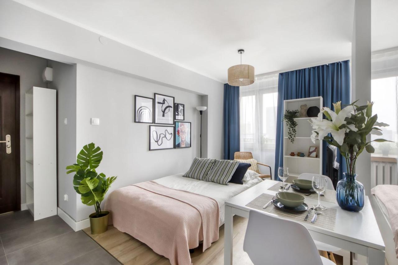 Centre By Arrenda Apartment
