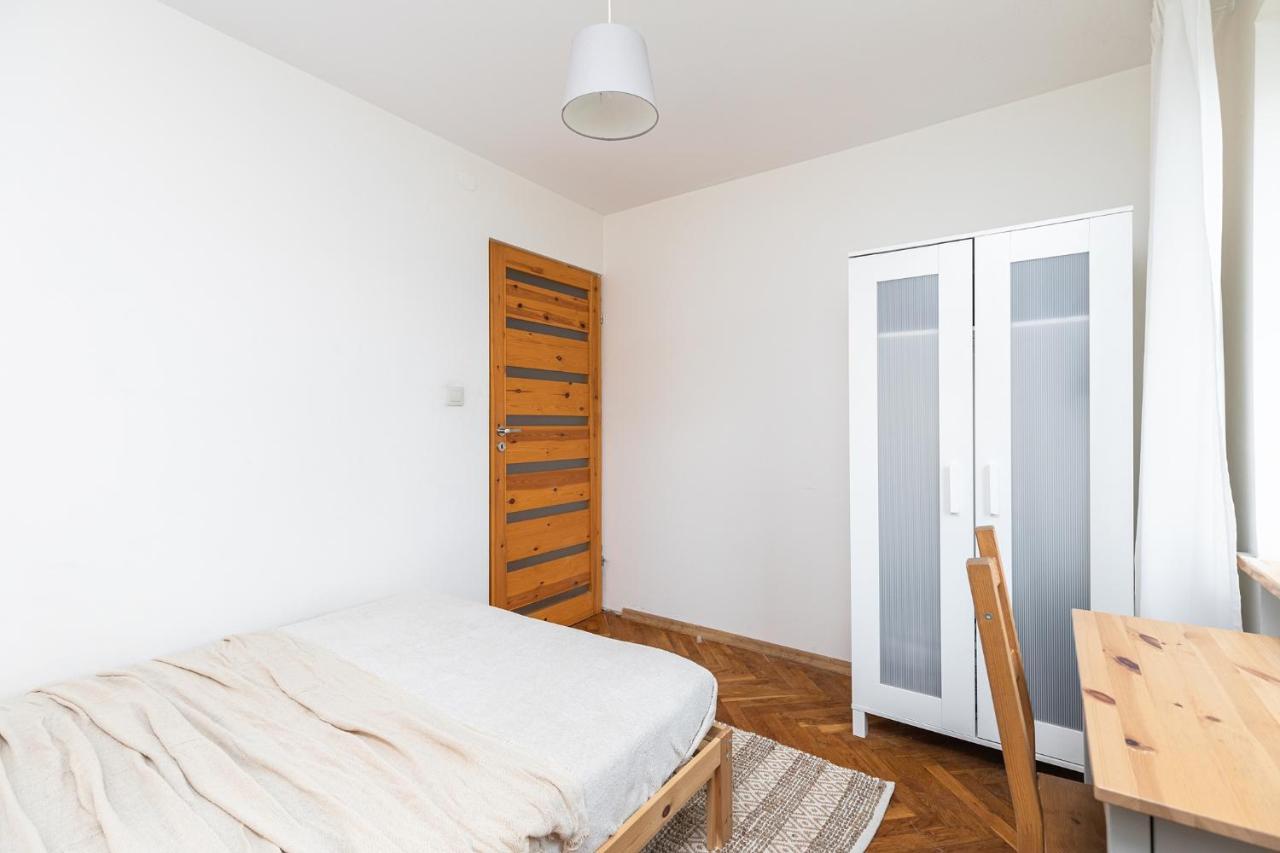 Superapart Piwarskiego 16 * Warsaw
