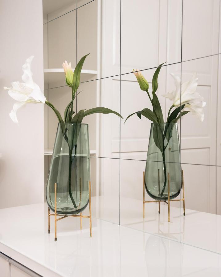 Wola Golden Apartment *