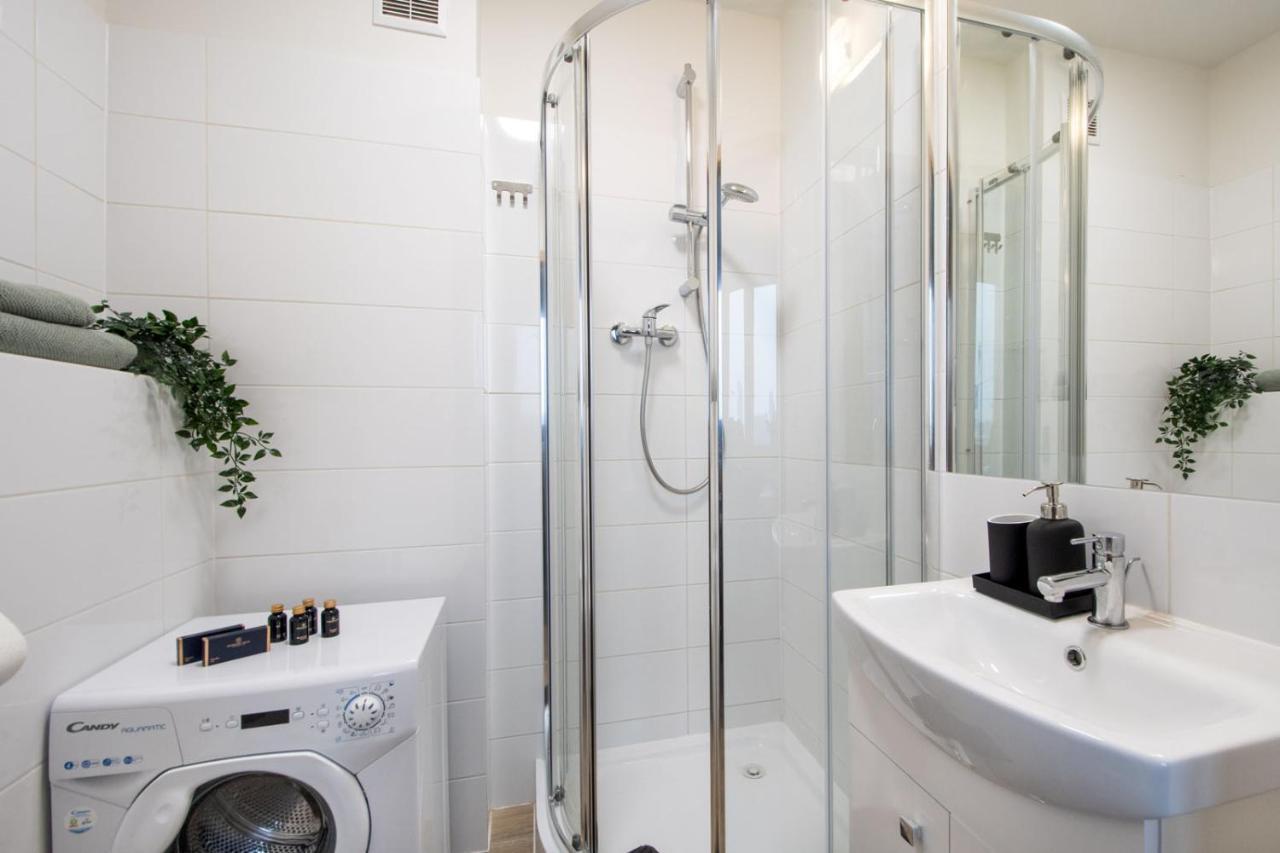 Centre By Arrenda Apartment Warsaw